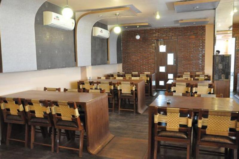 Hotel Vishwanath 바라나시 외부 사진